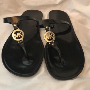 Michael Kors flip flop